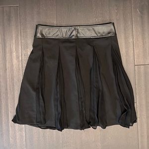 DKNY Leather Waistband Pleated Skirt - Size 8